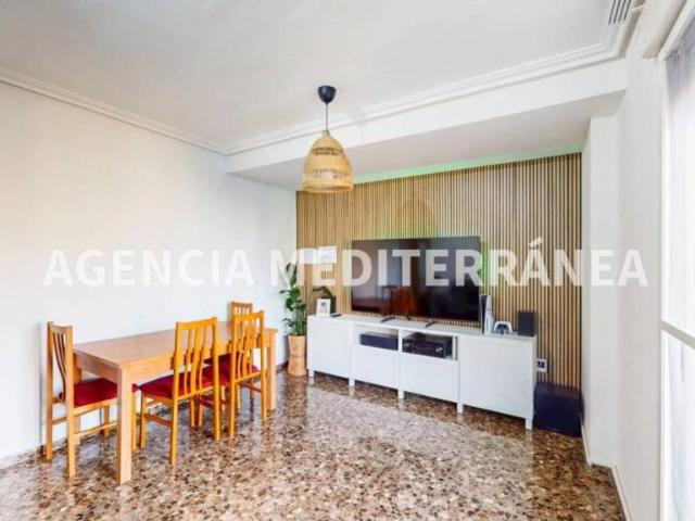 Piso en Venta en València