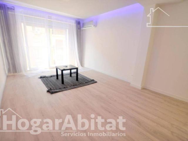 Piso en Venta en València
