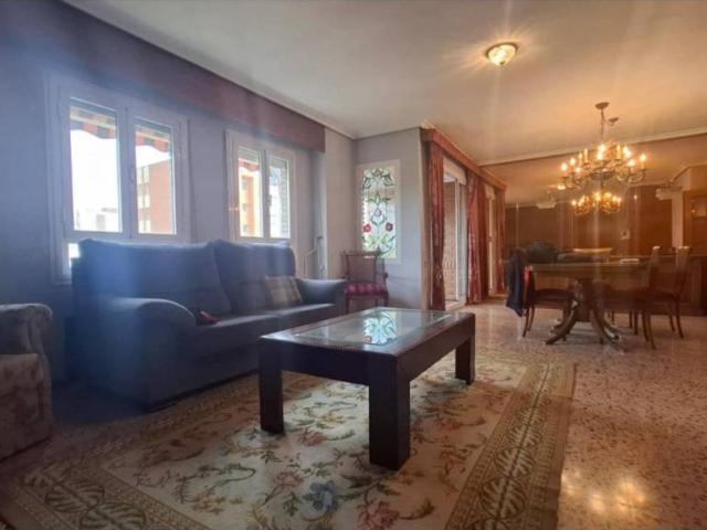 Piso en Venta en València