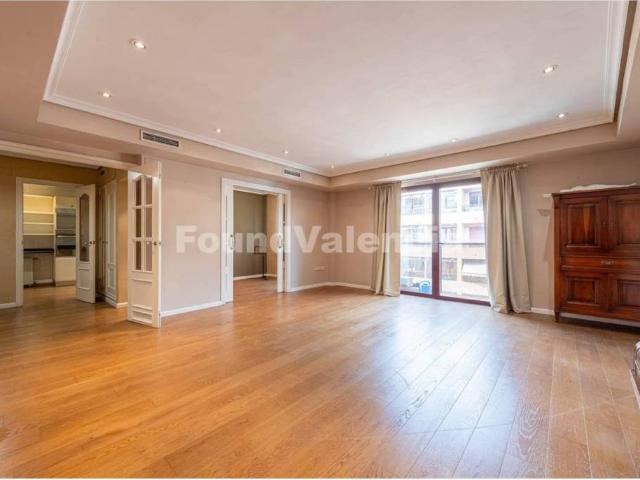 Piso en Venta en València