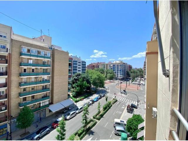 Piso en Venta en València