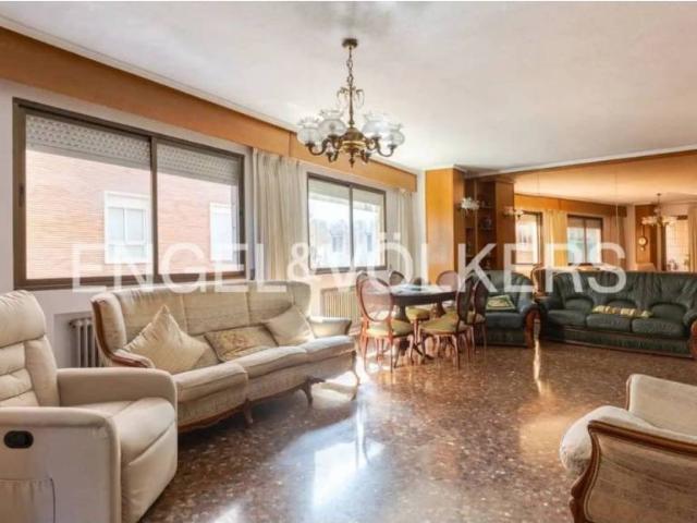 Piso en Venta en València