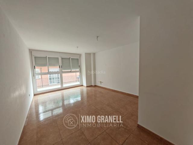 Piso en venta en Vall d´Uixó la. PISO DE 2 HABITACIONES,TERRAZA PRIVADA Y GARAJE LA VALL DUIXÓ. Pisos Vall d´Uixó.