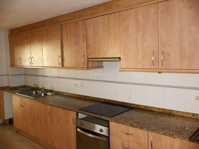 Piso en venta en Vall d´Alba. PISO CON AMPLIA TERRAZA, GARAJE Y TRASTERO. Pisos Vall.