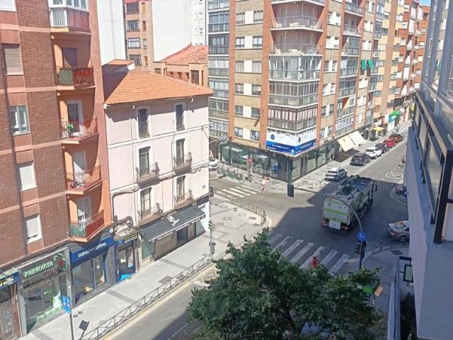 Piso en venta en Valladolid, Circular. PISO VENTA PLAZA CRUZ VERDE VALLADOLID. Pisos.