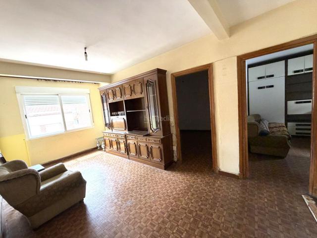 Piso en venta en Valladolid, Circular. PISO EXTERIOR DE 100 M2 ÚTILES Y 5 HABITACIONES. Pisos.