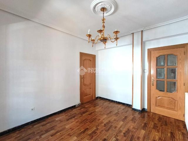 Piso en venta en Valladolid, Pajarillos Bajos. Piso en venta en Valladolid. Pisos.