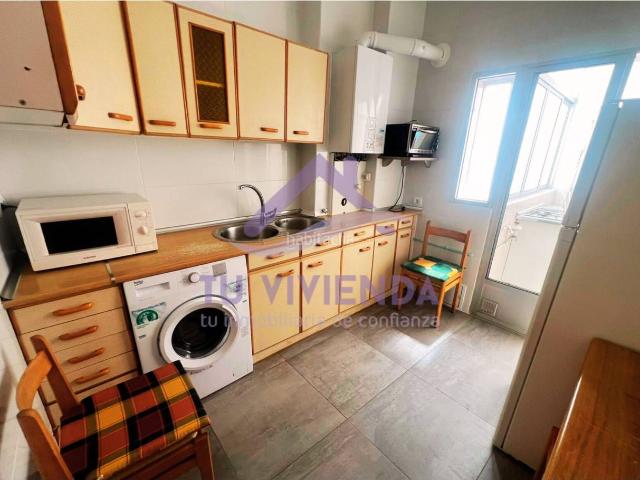 Piso en venta en Valladolid, Vadillos. OPORTUNIDAD DE VENTA! Piso de 83m útiles con gran terraza en Calle Unión 13. Pisos.