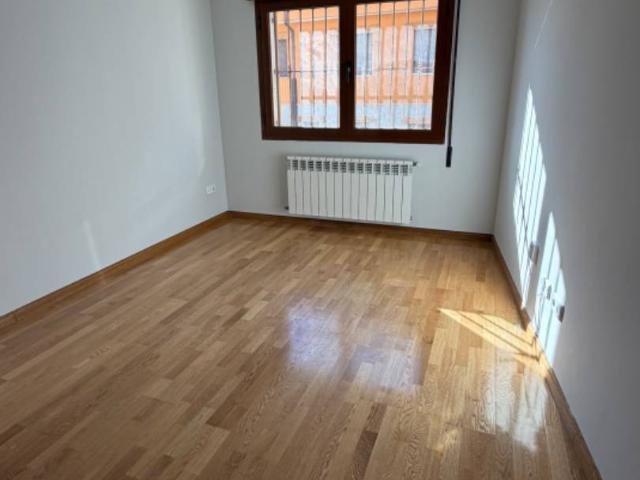 Piso en Venta en Valverde del Majano