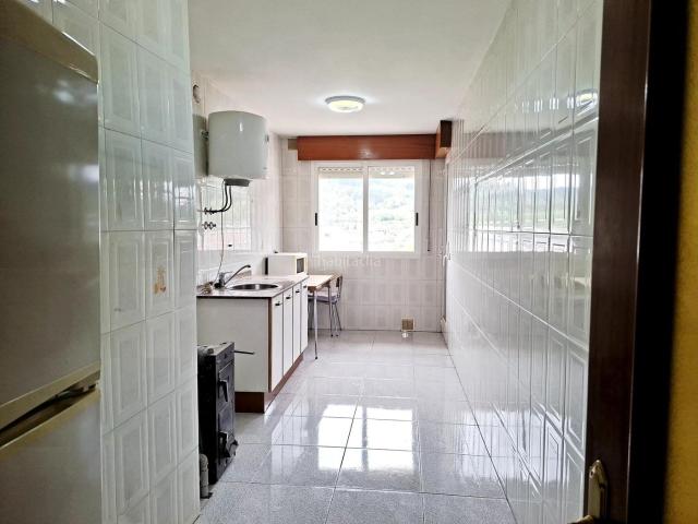 Piso en venta en Vega de Espinareda. Pisos Vega de.
