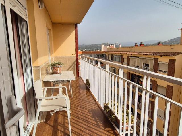 Piso en venta en Vélez Málaga, Camino Viejo de Málaga. A la venta Piso en edificio Residencial en el centro de Vélez Málaga con buena ubicación. Pisos Vélez.