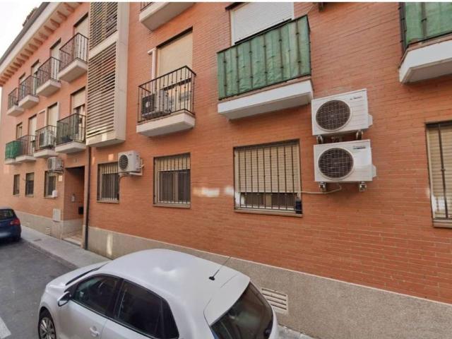 Piso en Venta en Velilla de San Antonio