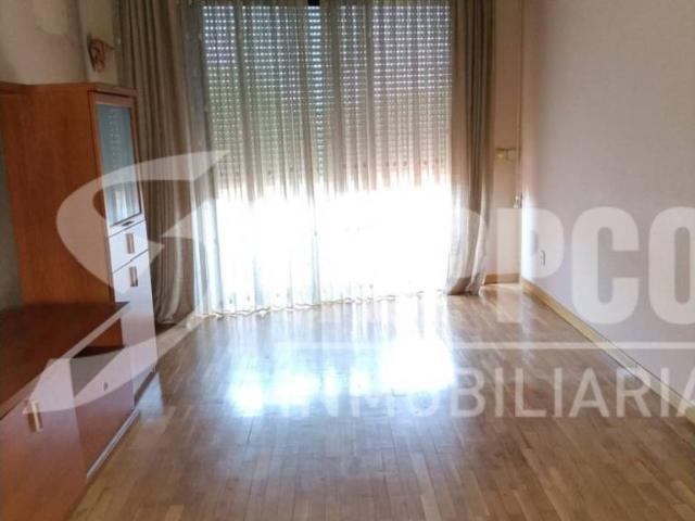 Piso en Venta en Velilla de San Antonio