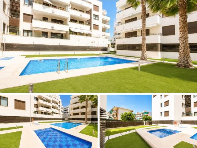 Piso en venta en Vendrell El, Bonavista Costa Dorada. PISO DE 3 HABITACIONES CON PISCINA, TERRAZA Y PARKING CERCA DE PLAYA LES MADRIGUERES. Pisos Vendrell.