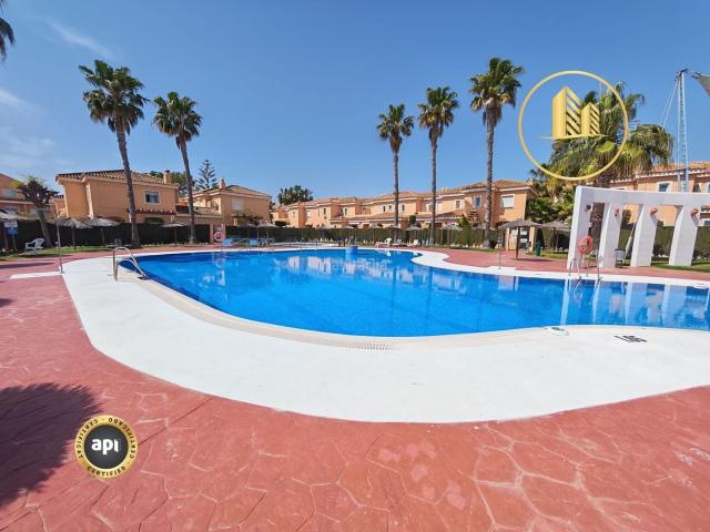 Piso en venta en Vera, Las Marinas Pueblo Laguna. Bajo con amplia terraza en Playas del Sur a 500 metros de la playa en Vera. Pisos.