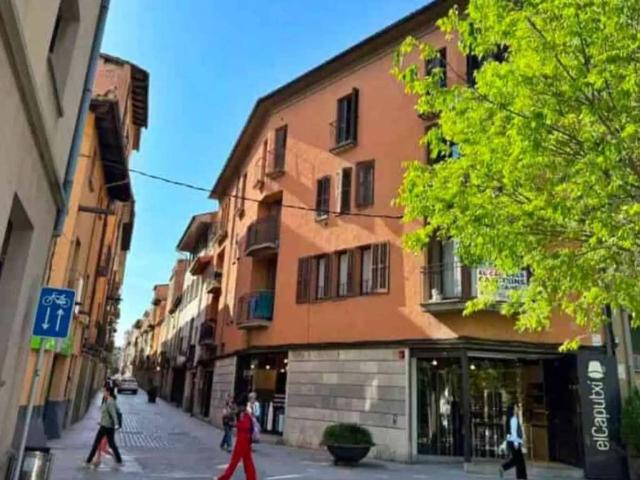 Piso en Venta en Vic