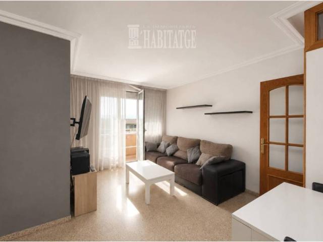 Piso en Venta en Vic