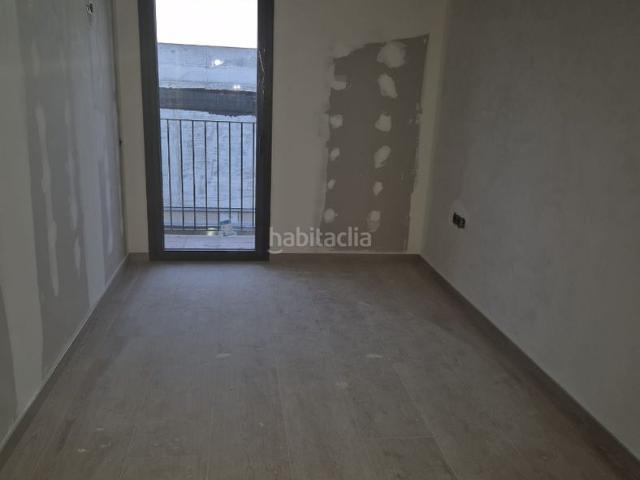 Piso en venta en Vic, Caputxins Ambulatori. Edifici de nomes 4 veins. Pisos.