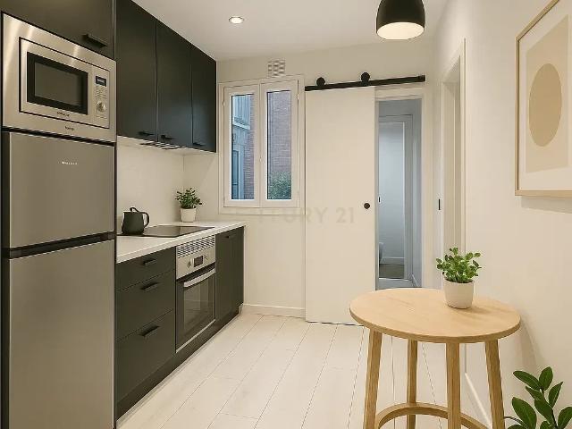 Piso en venta en Via de Barcino, Barcelona – Ideal para Inversores