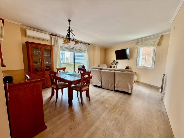 Piso en Venta en Via Europa Parc Central