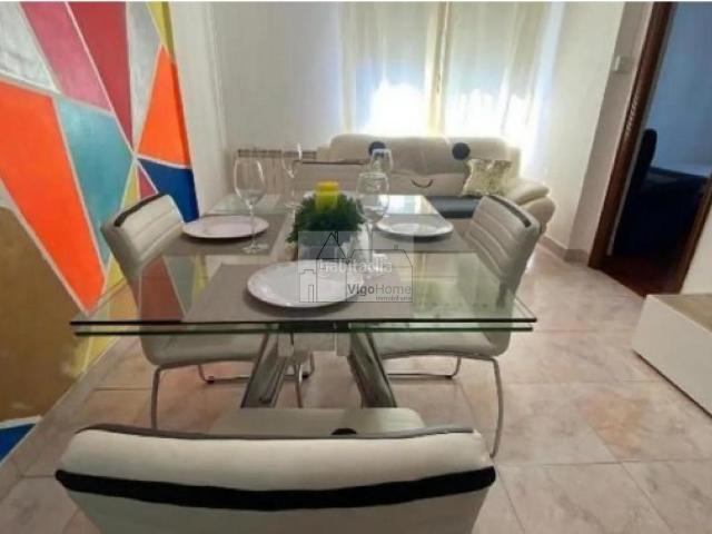 Piso en venta en Vigo, Cabral Candeán. Pisos.