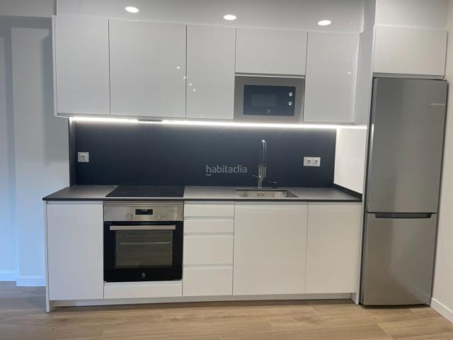 Piso en venta en Vigo, Casablanca Calvario. TOTALMENTE NUEVO, IDEAL INVERSORES. Pisos.