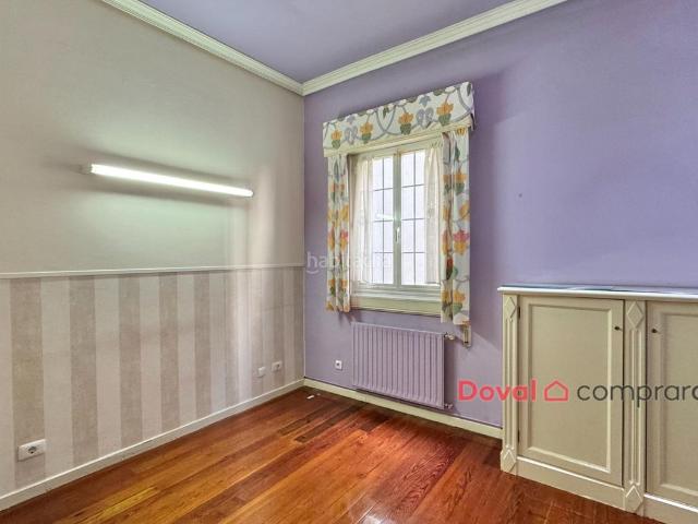 Piso en venta en Vigo, Centro Areal. Oportunidad única en pleno corazón de Vigo. Pisos.