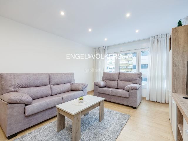 Piso en venta en Vigo, Centro Areal. Piso con terraza en García Barbón. Pisos.