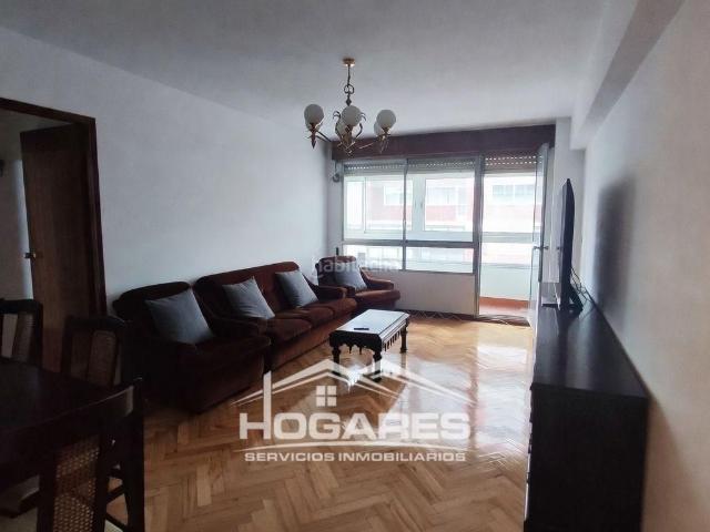 Piso en venta en Vigo, As Travesas Balaidos. Amplia vivienda de 4 dormitorios con garaje y trastero en Avenida de la Florida. Pisos.