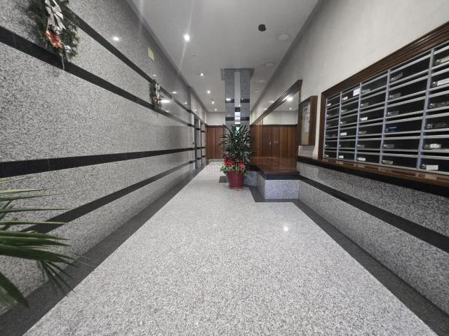 Piso en venta en Vigo, O Castro. Piso en venta sin posesión en José Gómez Posada Curros, Vigo. Pisos.