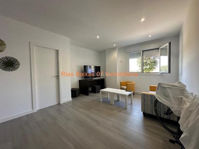 Piso en venta en Vigo, Lavadores. REF 7083 PISO 110 m2 4 HABITACIONES 4 BAÑOS CON LICENCIA TURISTICA EN RAMON NIETO VIGO. Pisos.