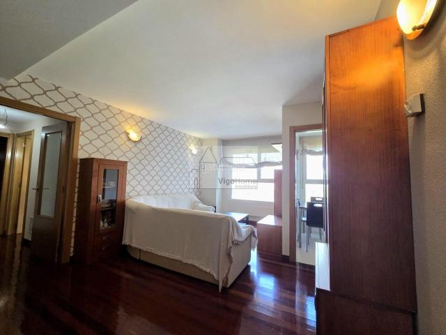 Piso en venta en Vigo, Navia. Pisos.