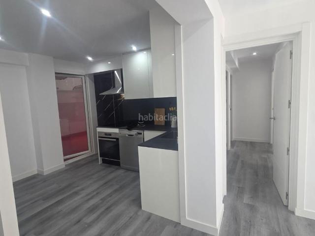 Piso en venta en Vigo, Teis. Tu Nuevo Hogar Espera! Vivienda Reformada a Estrenar en Avda. Buenos Aires. Pisos.