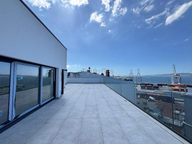 Piso en venta en Vigo, Teis. Pisos.