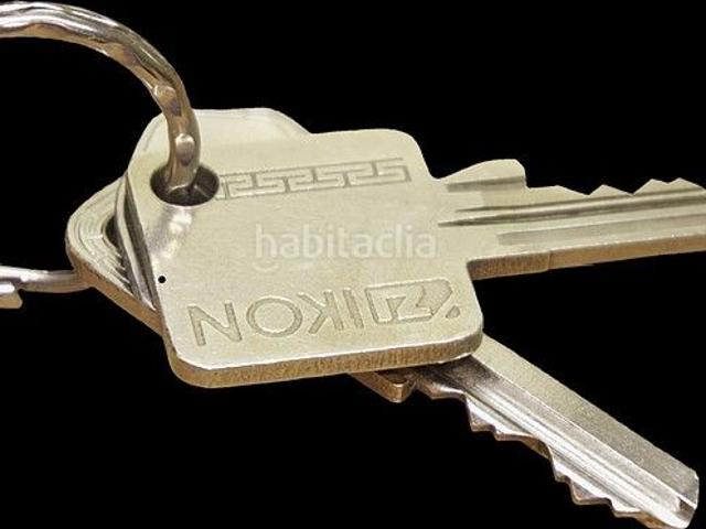 Piso en venta en Vigo, Travesía de Vigo San Xoán. Piso en venta en Vigo. Pisos.