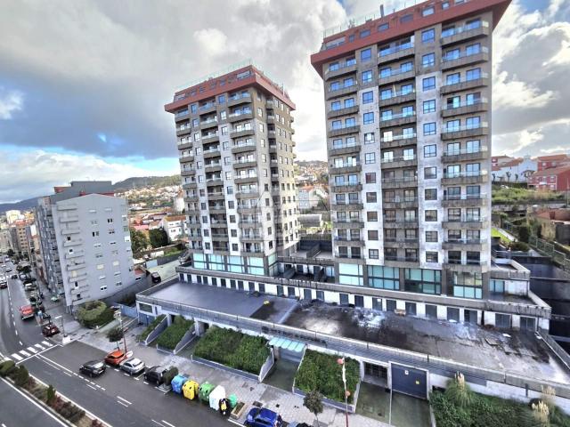 Piso en venta en Vigo, Travesía de Vigo San Xoán. Pisos.