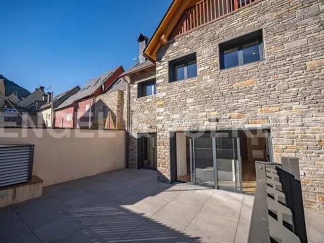 Piso en Venta en Vielha e Mijaran
