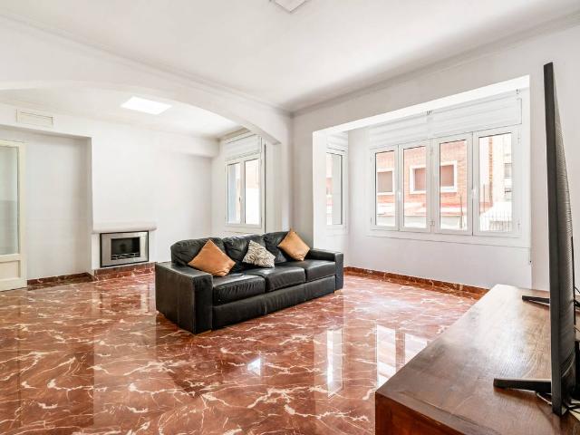 Piso en Venta en Vila de Gràcia