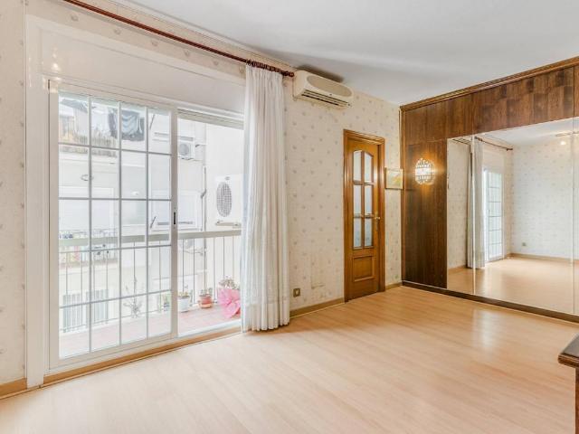 Piso en Venta en Vila de Gràcia