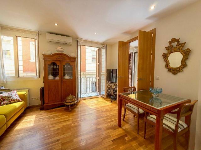 Piso en Venta en Vila de Gràcia