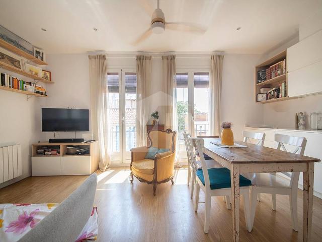 Piso en Venta en Vila de Gràcia