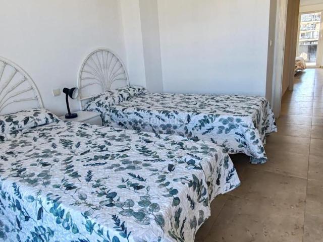 Piso en venta en Vila Joiosa la, Cala Alta Veramar. Exclusividad Costera Edificio en Primera Línea con Piscina Climatizada y Vistas al Mar. Pisos Vila Joiosa.