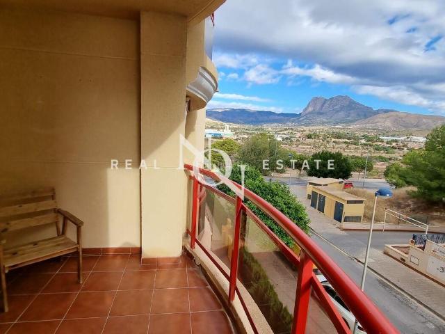Piso en venta en Vila Joiosa la, Platja de Torres. Piso de 112 m2 con piscina, vistas y terraza en venta en Villajoyosa. Pisos Vila Joiosa.