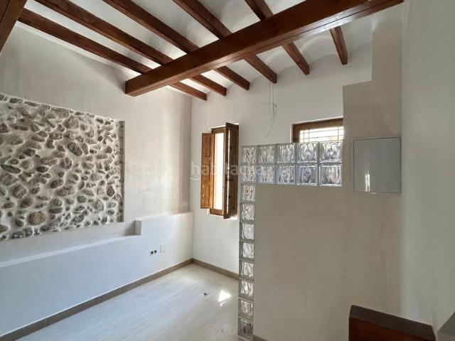 Piso en venta en Vila Joiosa la, Poble Nou Montiboli. Planta baja con encanto, techos altos y detalles originales restaurados. Pisos Vila Joiosa.