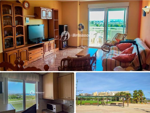 Piso en venta en Vila seca, La Pineda Costa Dorada. La Pineda Piso a 100 metros de la playa con vistas lateral al mar. Pisos.