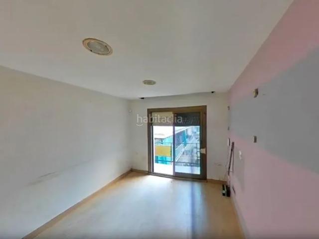Piso en venta en Viladecans, Centre. PISO EN EL CENTRO DE VILADECANS. Pisos.