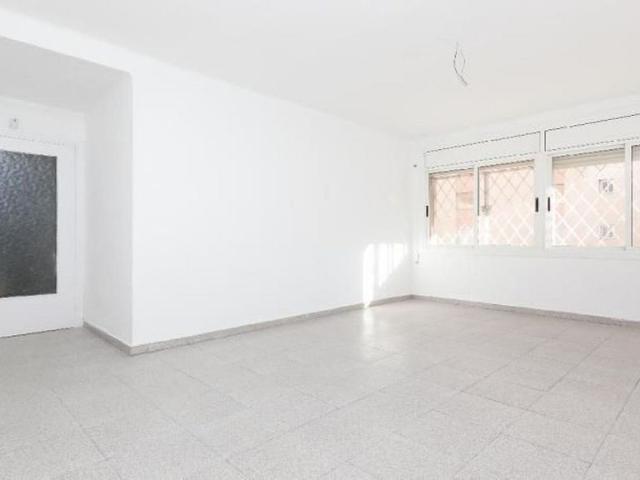 Piso en venta en Viladecans, de 62 m² 3 habitaciones por 142.720