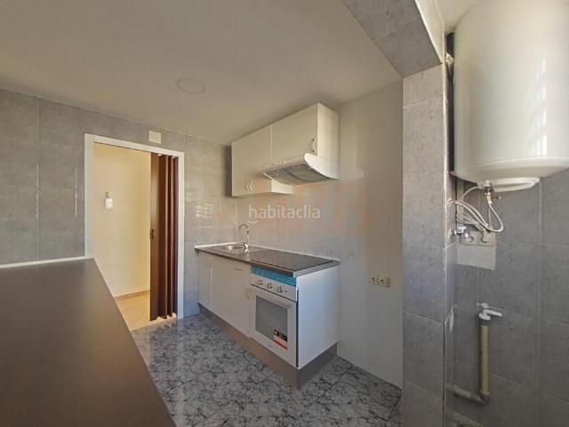 Piso en venta en Viladecans, Torrent Ballester. RENTABILIDAD INMEDIATA. Pisos.