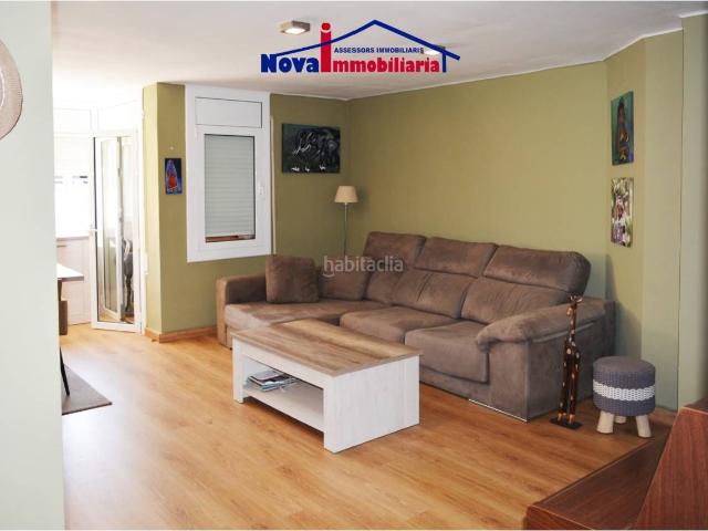 Piso en venta en Viladecans, Vilamarina. En Vilamarina exterior y reformado. Pisos.