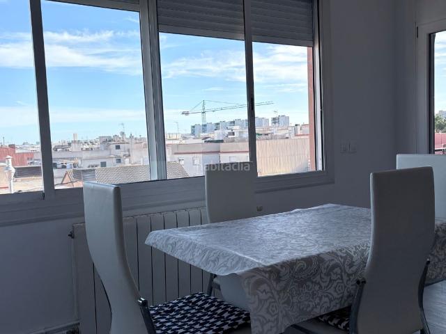 Piso en venta en Viladecans, Vilamarina. Piso reformado listo para entrar a vivir!. Pisos.